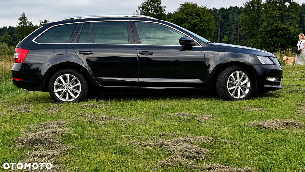 Skoda Octavia 2.0 TDI SCR Clever DSG - 5