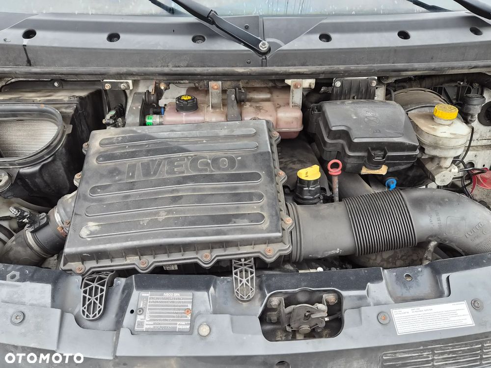 Iveco Daily 50C18 Skrzynia 6.1m 3.0/180KM - 12