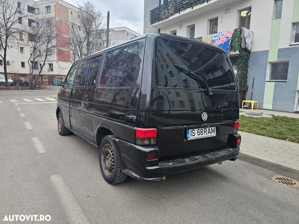 Volkswagen Caravelle - 2