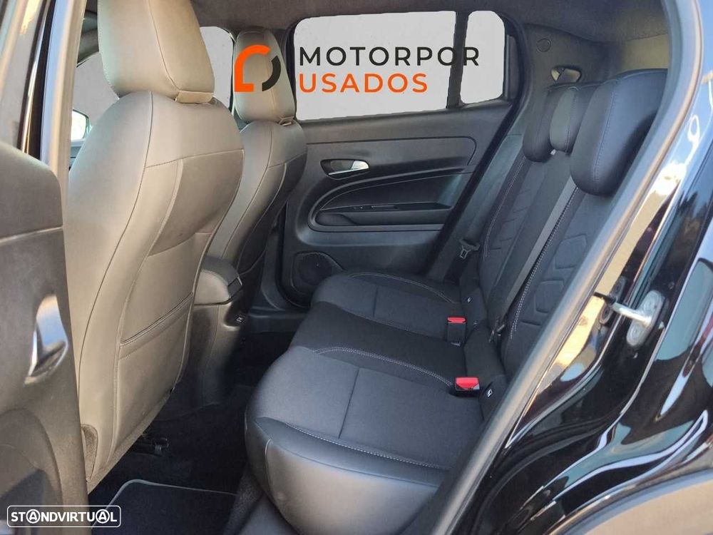 Jeep Avenger 1.2 e-Hybrid Summit DCT - 10