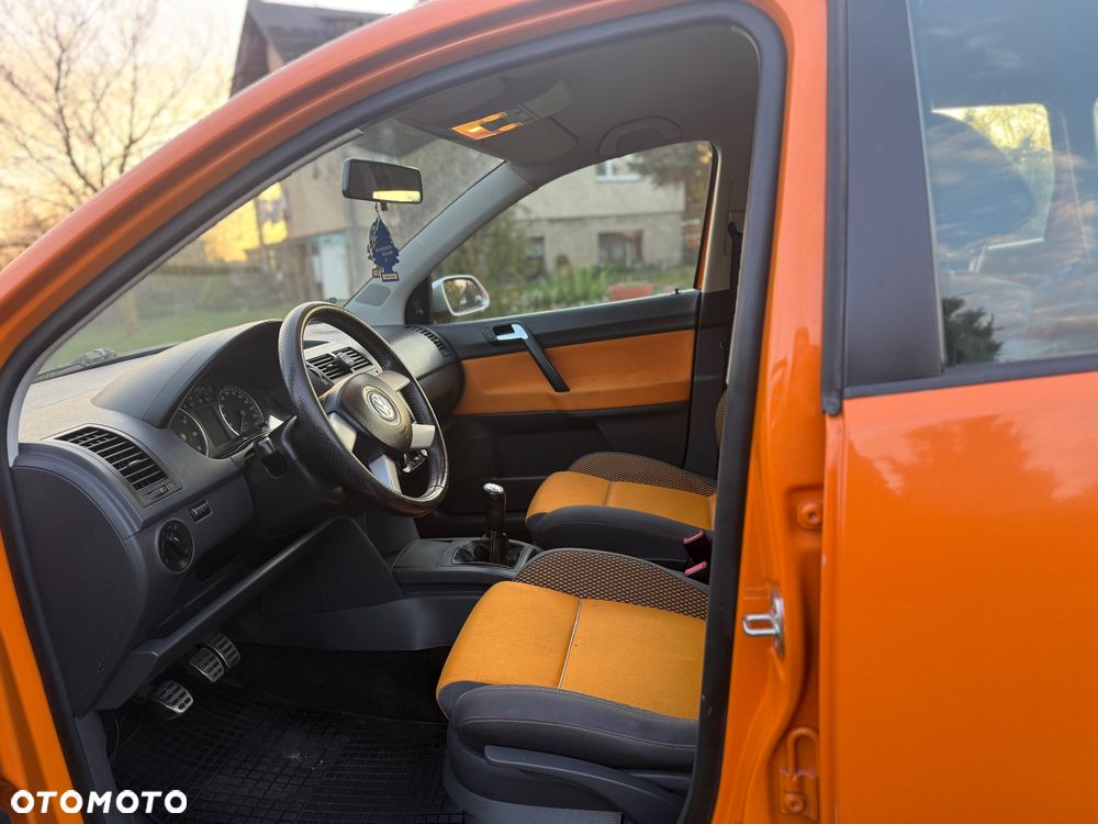 Volkswagen Polo Cross - 9