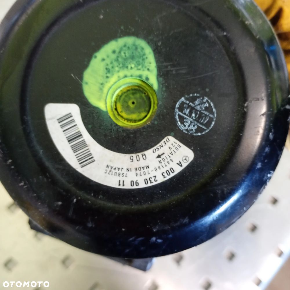 Kompresor sprężarka klimatyzacji sprinter 906 A0032309011 - 2