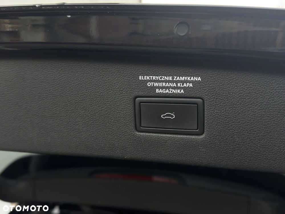 Volkswagen Tiguan 2.0 TDI SCR 4MotION DSG R-Line - 40