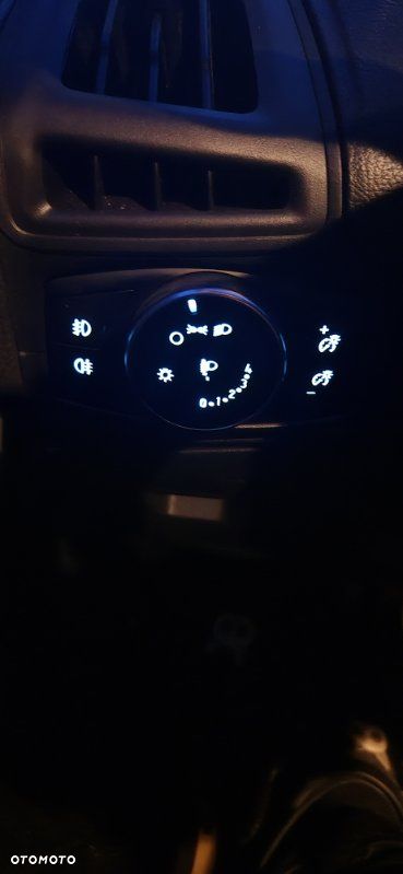 Ford Focus 1.0 EcoBoost Edition - 12