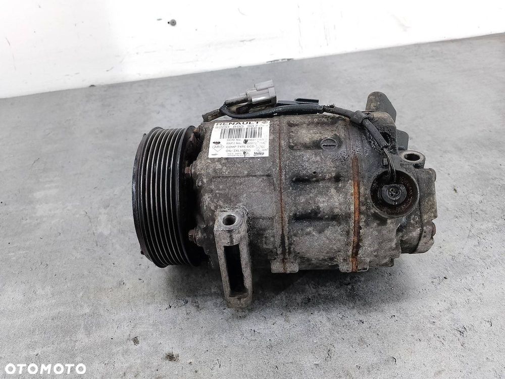 POMPA, SPRĘŻARKA KLIMATYZACJI RENAULT LAGUNA III 8200890987 2.0 DCI - 2