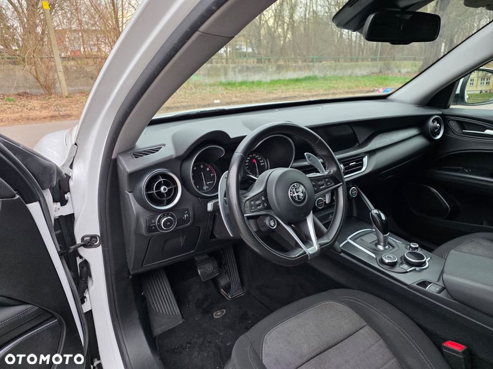 Alfa Romeo Stelvio 2.0 Turbo Super Q4 - 8