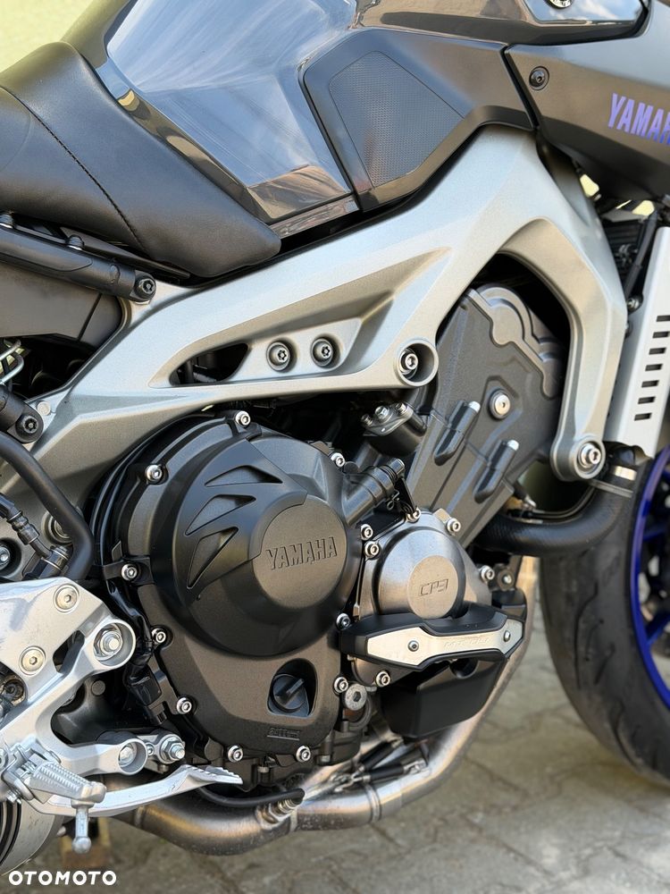 Yamaha MT - 16