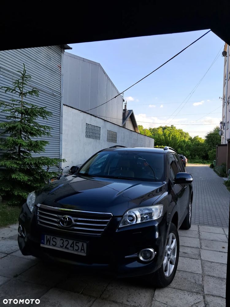 Toyota RAV4 2.2 D-4D Prestige - 1