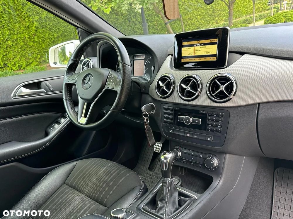Mercedes-Benz Klasa B 180 CDI (BlueEFFICIENCY) - 10