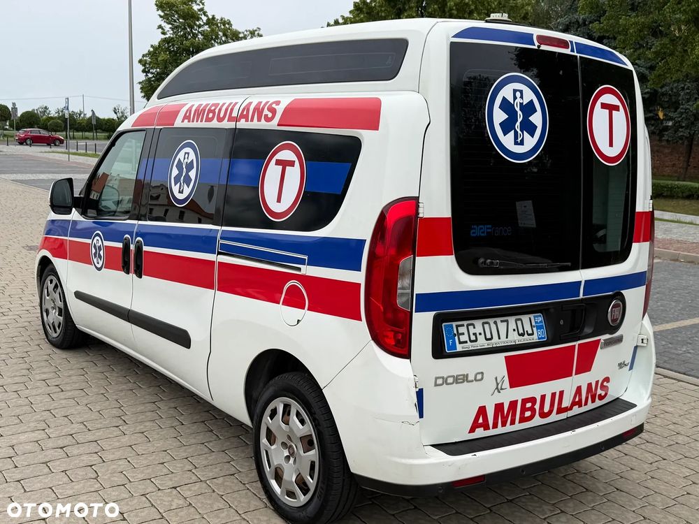 Fiat Doblo Karetka Ambulans Ambulance Sanitarny EN1789 - 4
