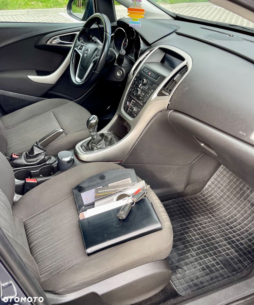 Opel Astra 1.4 T Essentia - 25