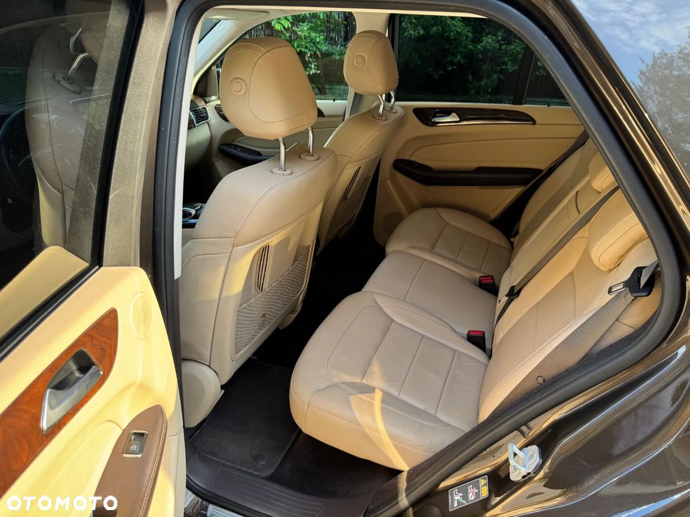 Mercedes-Benz GLE 350 d 4-Matic - 16