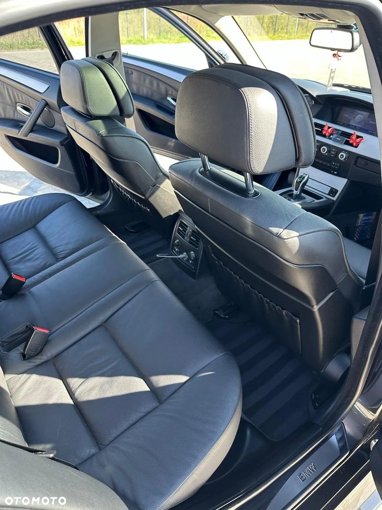 BMW Seria 5 535d - 27