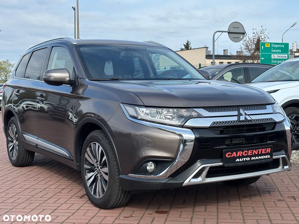 Mitsubishi Outlander 2.0 2WD CVT Active+ - 2