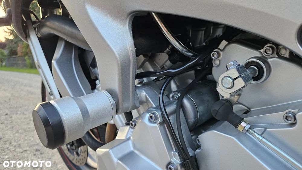 Yamaha FZ6 - 15