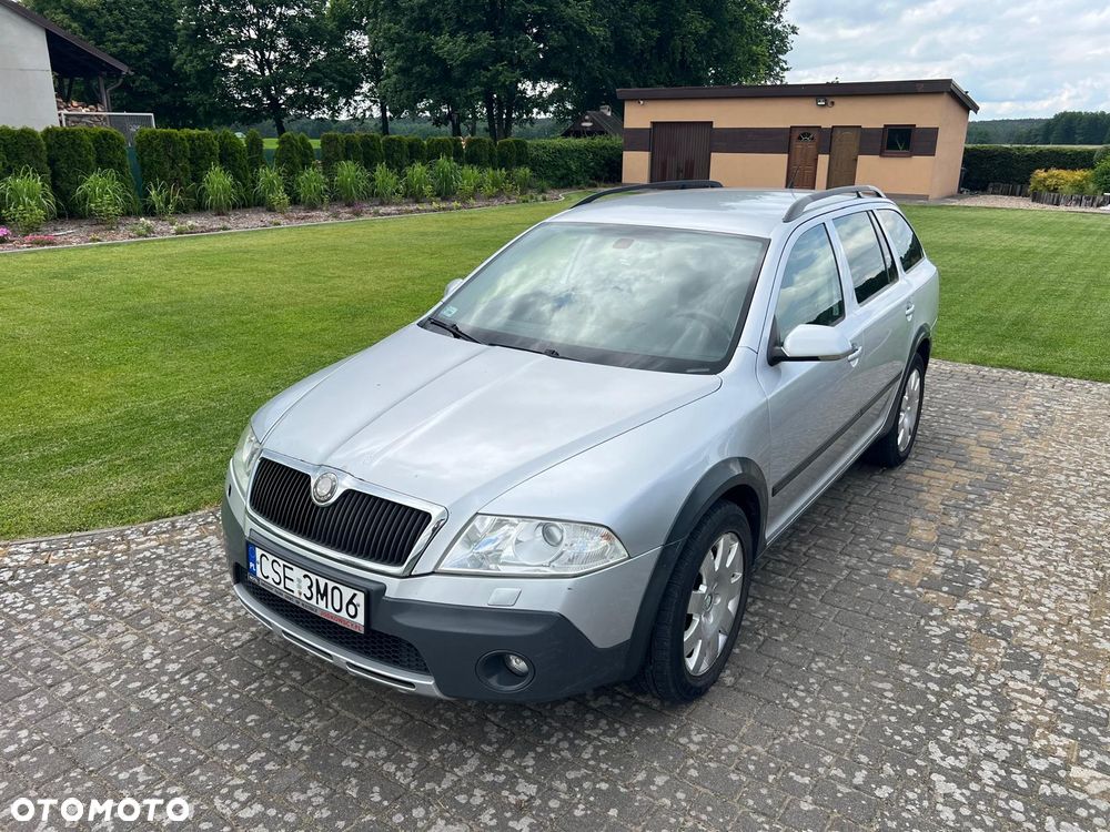 Skoda Octavia 2.0 TDI DPF Scout 4x4 - 2