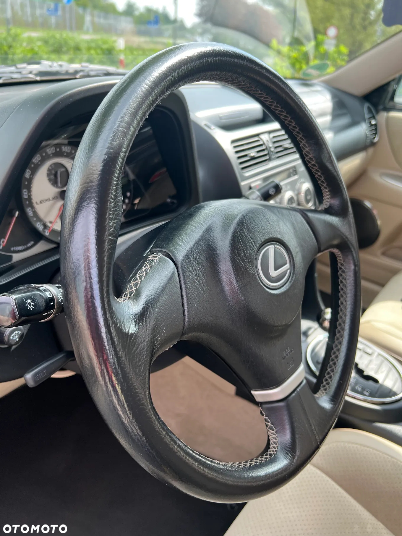Lexus IS 200 Prestige - 10