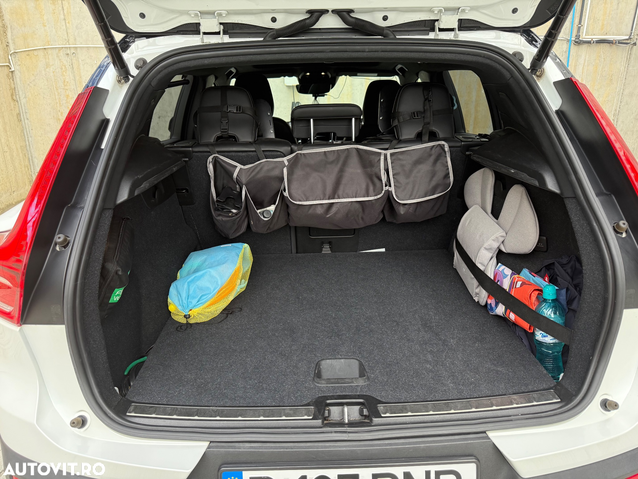 Volvo XC 40 Recharge T5 Twin Engine AT7 R-Design - 8