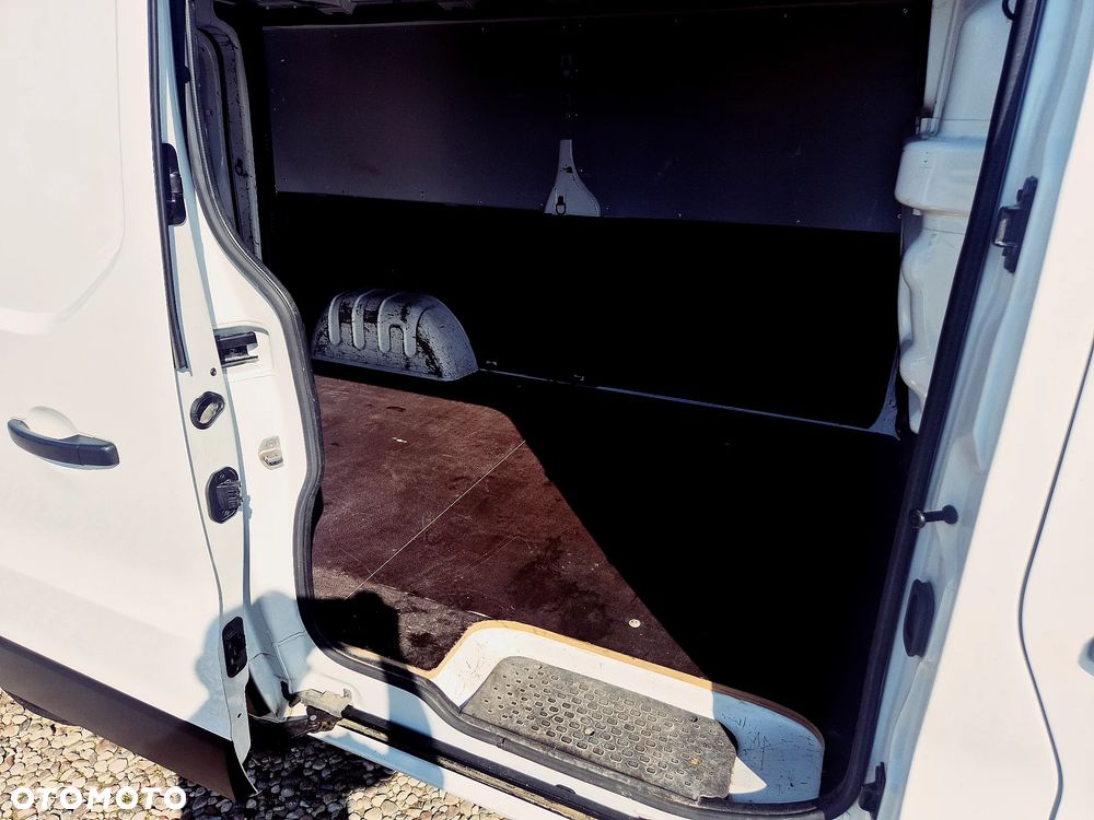 Renault TRAFIC - 31