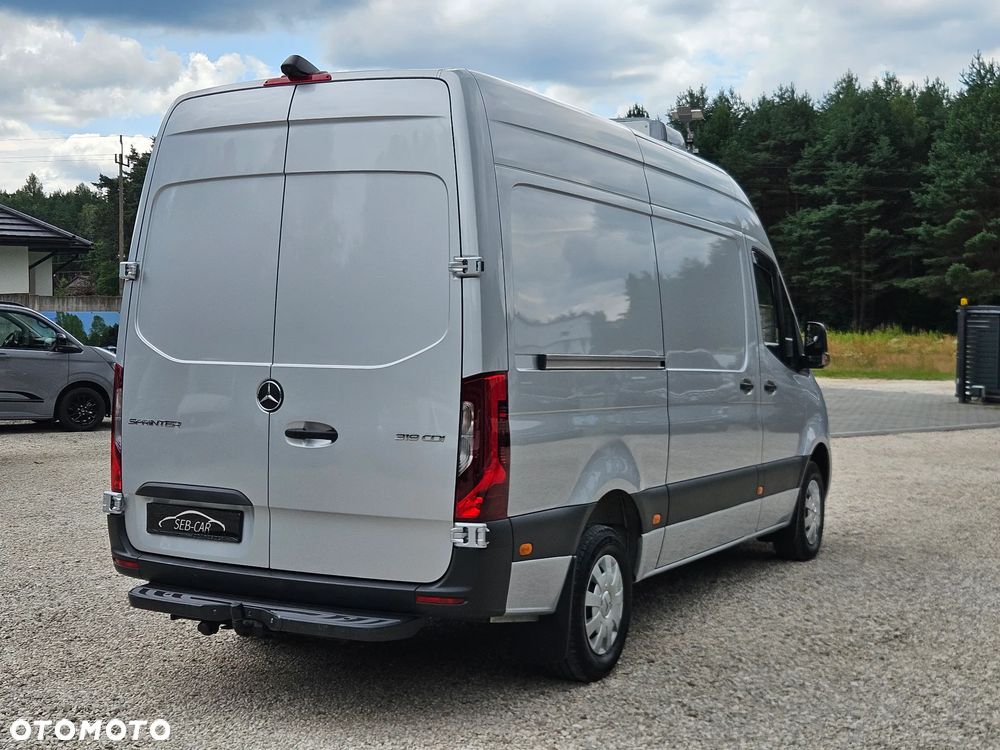 Mercedes-Benz SPRINTER 319CDI V6 L2H2 Chłodnia / Mroźnia 30tyś km SalonPL FV23% - 40