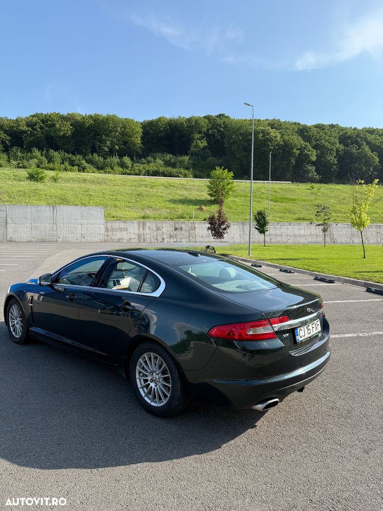 Jaguar XF 2.7 V6 Diesel Luxury - 1