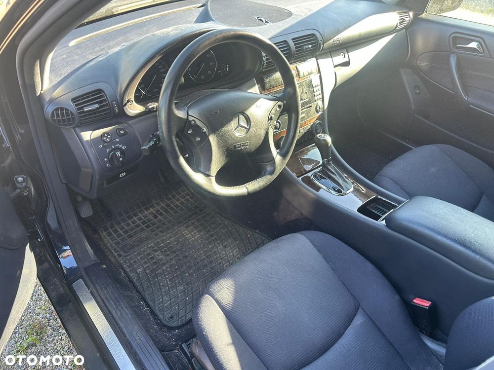 Mercedes-Benz Klasa C ver-230-7g--tronic-elegance - 2