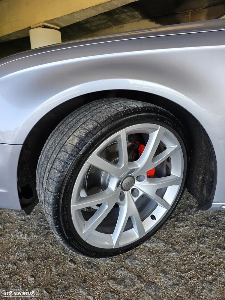 Audi A4 2.0 TDI multitronic S-line - 14