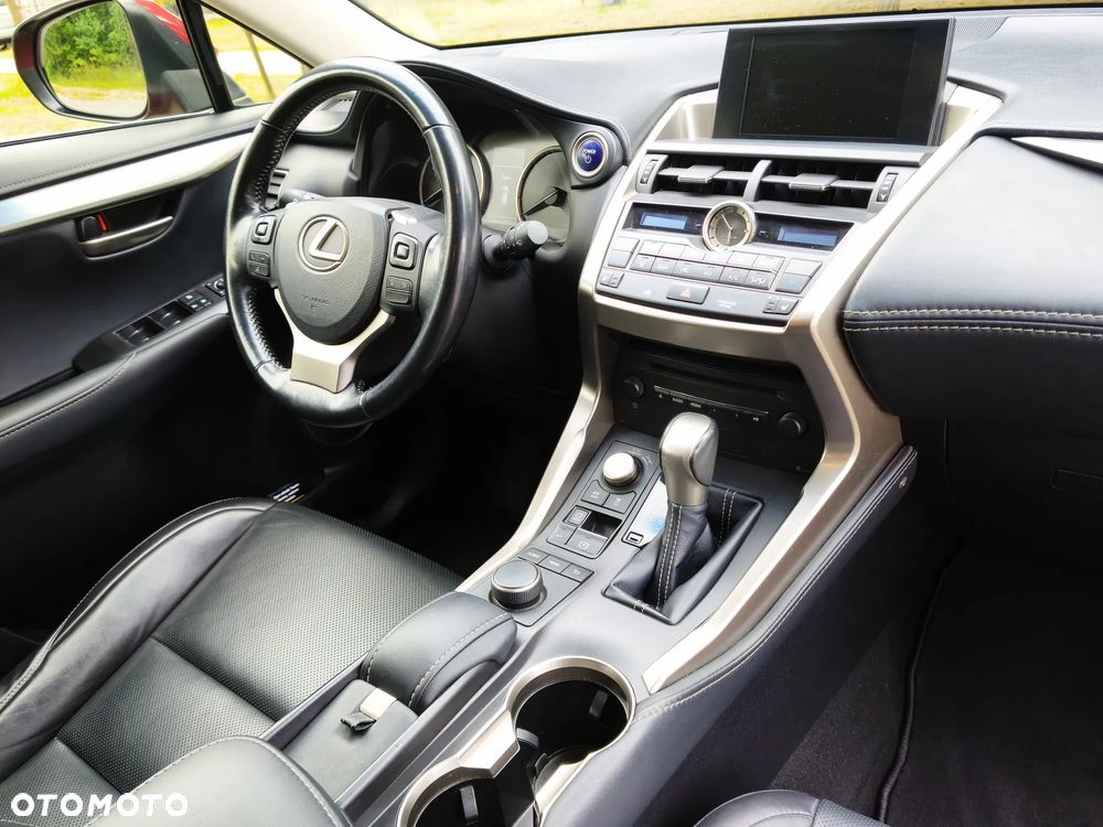 Lexus NX 300h Comfort AWD - 15