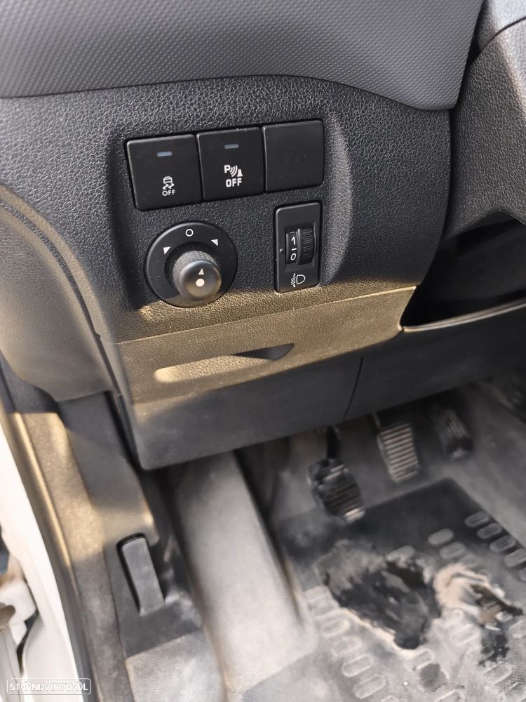 Citroën Berlingo 1.6 HDI Attraction - 17