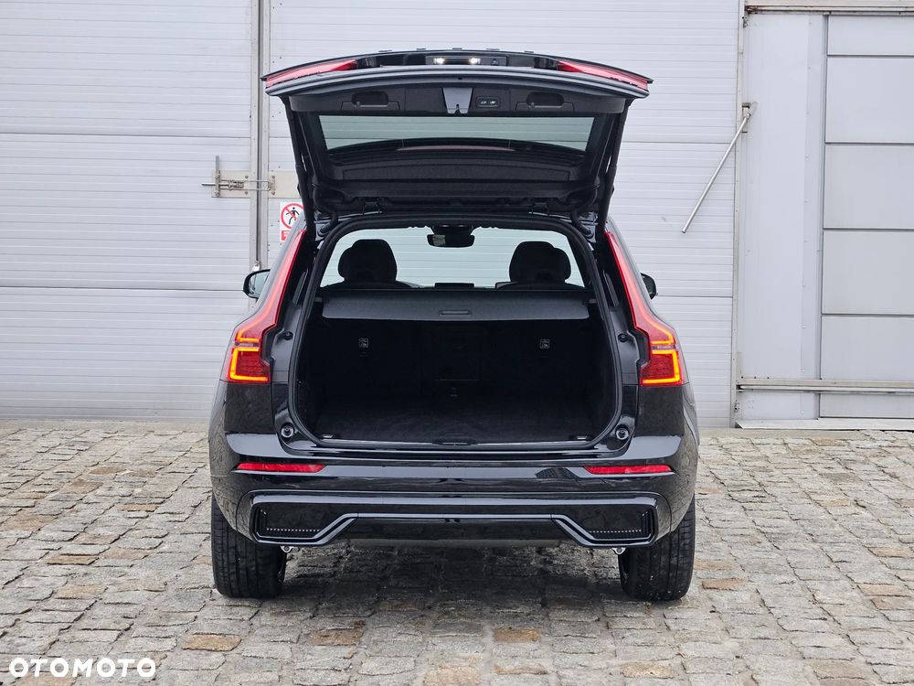Volvo XC 60 T8 Plug-In Hybrid AWD Ultra Black Edition - 39