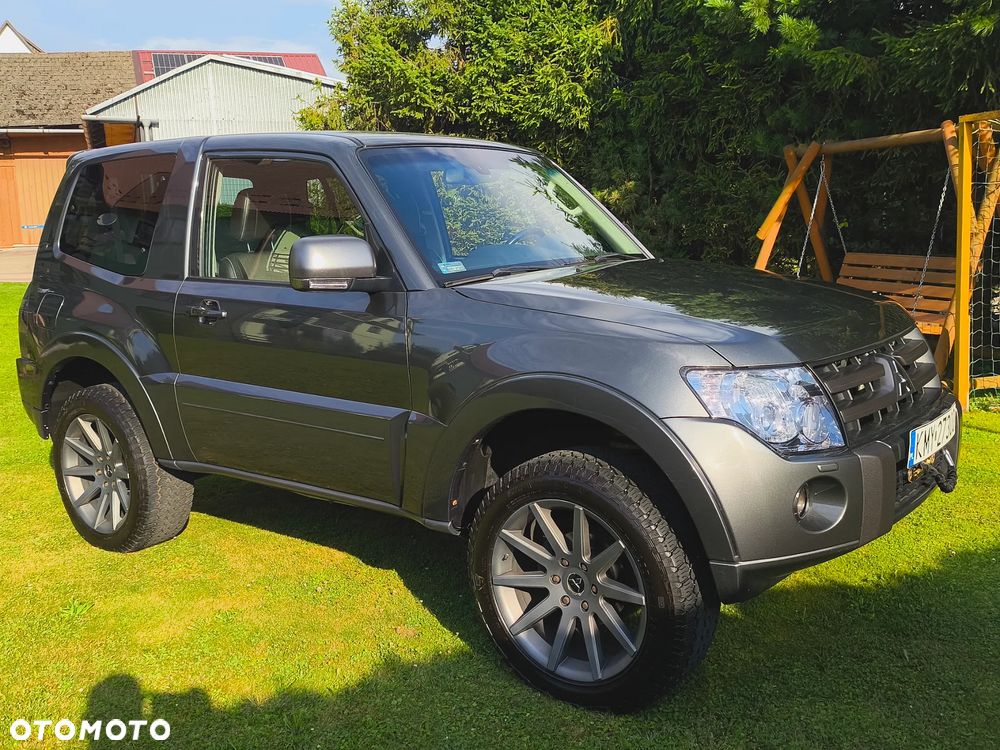Mitsubishi Pajero 3.2 DI-D Intense - 16