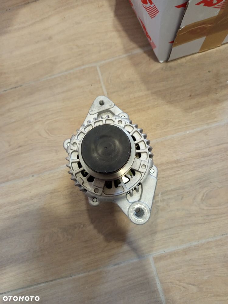 Alternator Toyota Yaris 2004 - 3