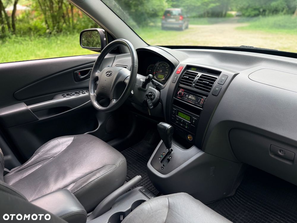 Hyundai Tucson 2.7 GLS - 23