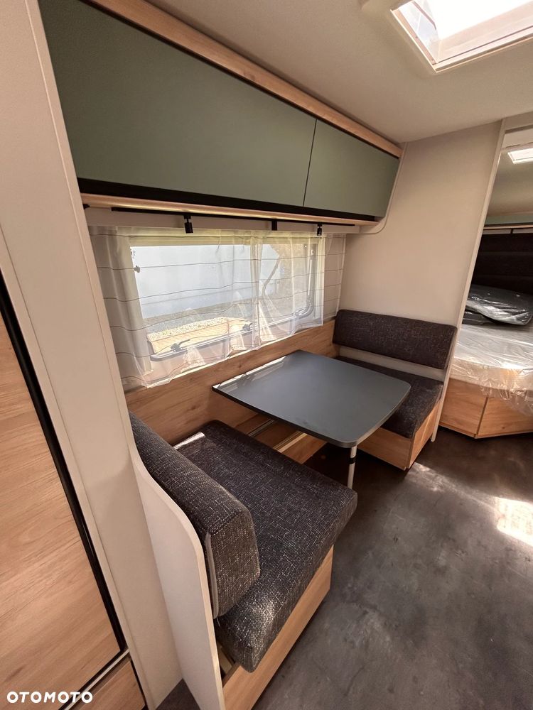 Dethleffs Camper 730 FKR - 13