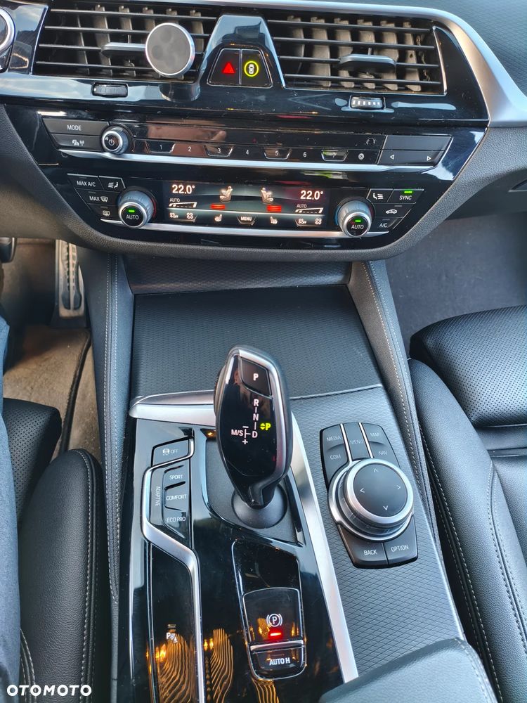 BMW Seria 5 - 16