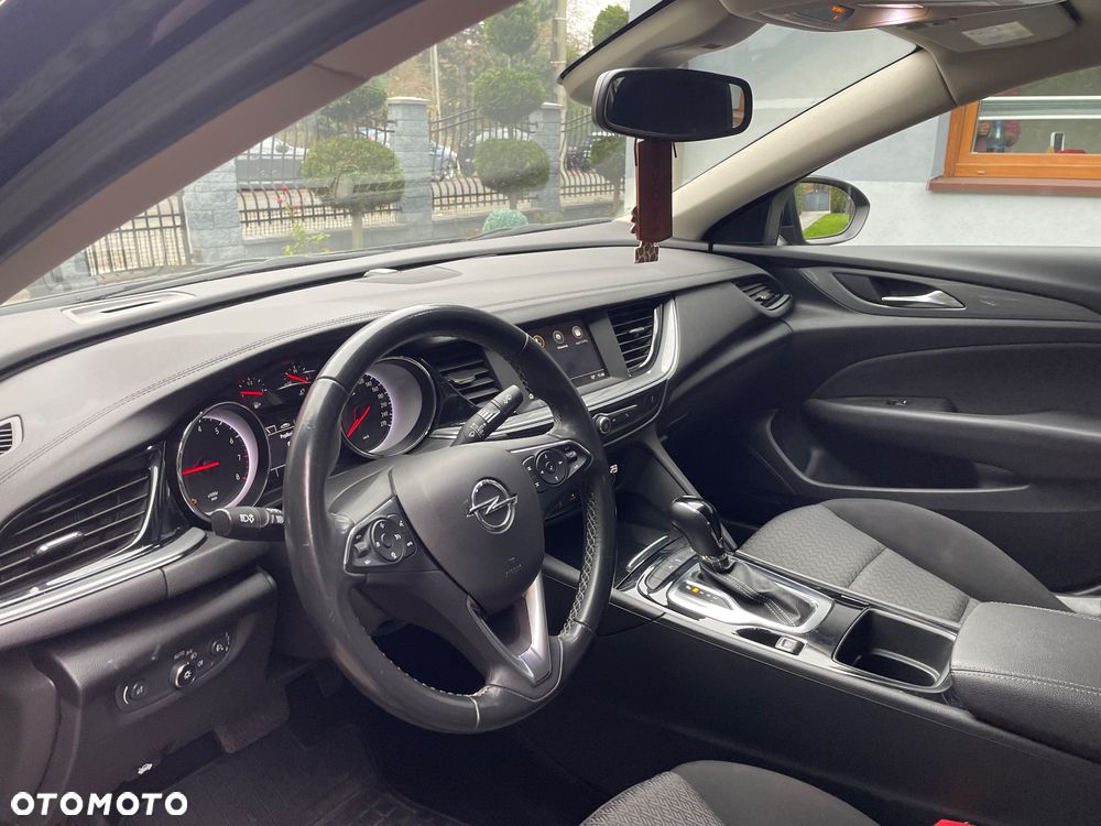 Opel Insignia 1.5 T Exclusive S&S - 16