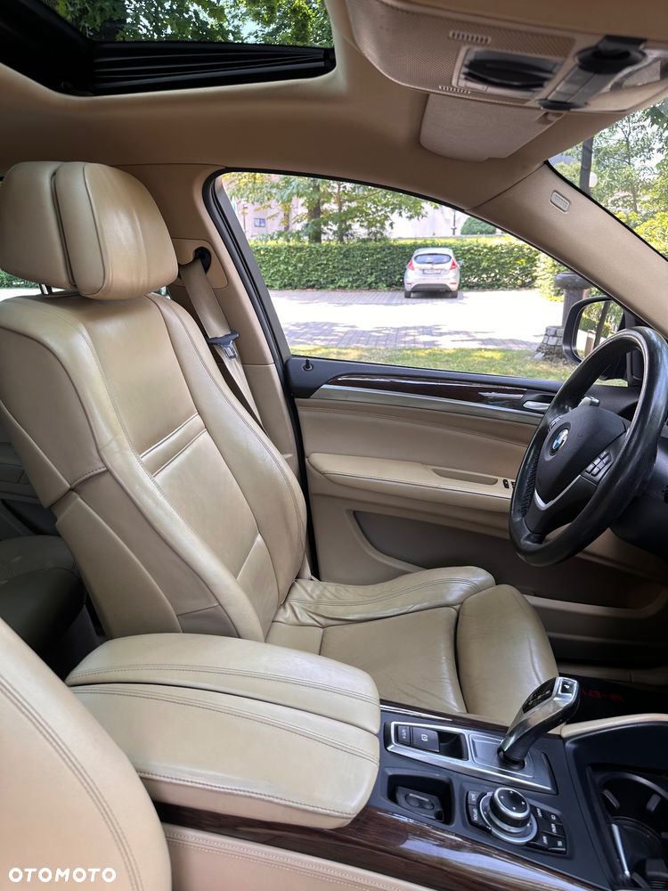 BMW X6 - 25