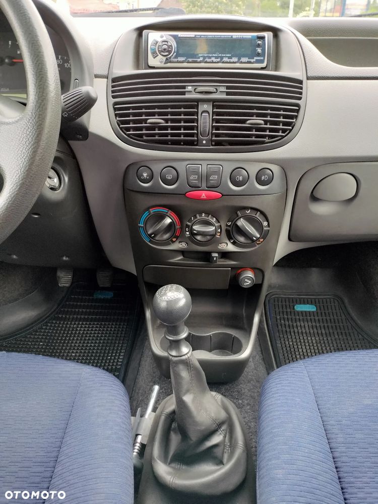 Fiat Punto 1.2 8V ELX - 15