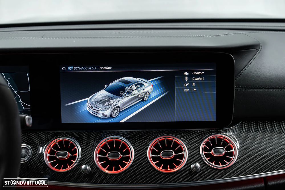 Mercedes-Benz E 63 AMG S 4-Matic+ - 53