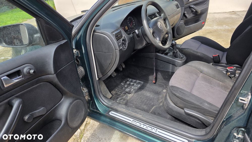 Volkswagen Golf 1.9 TDI Comfortline - 8