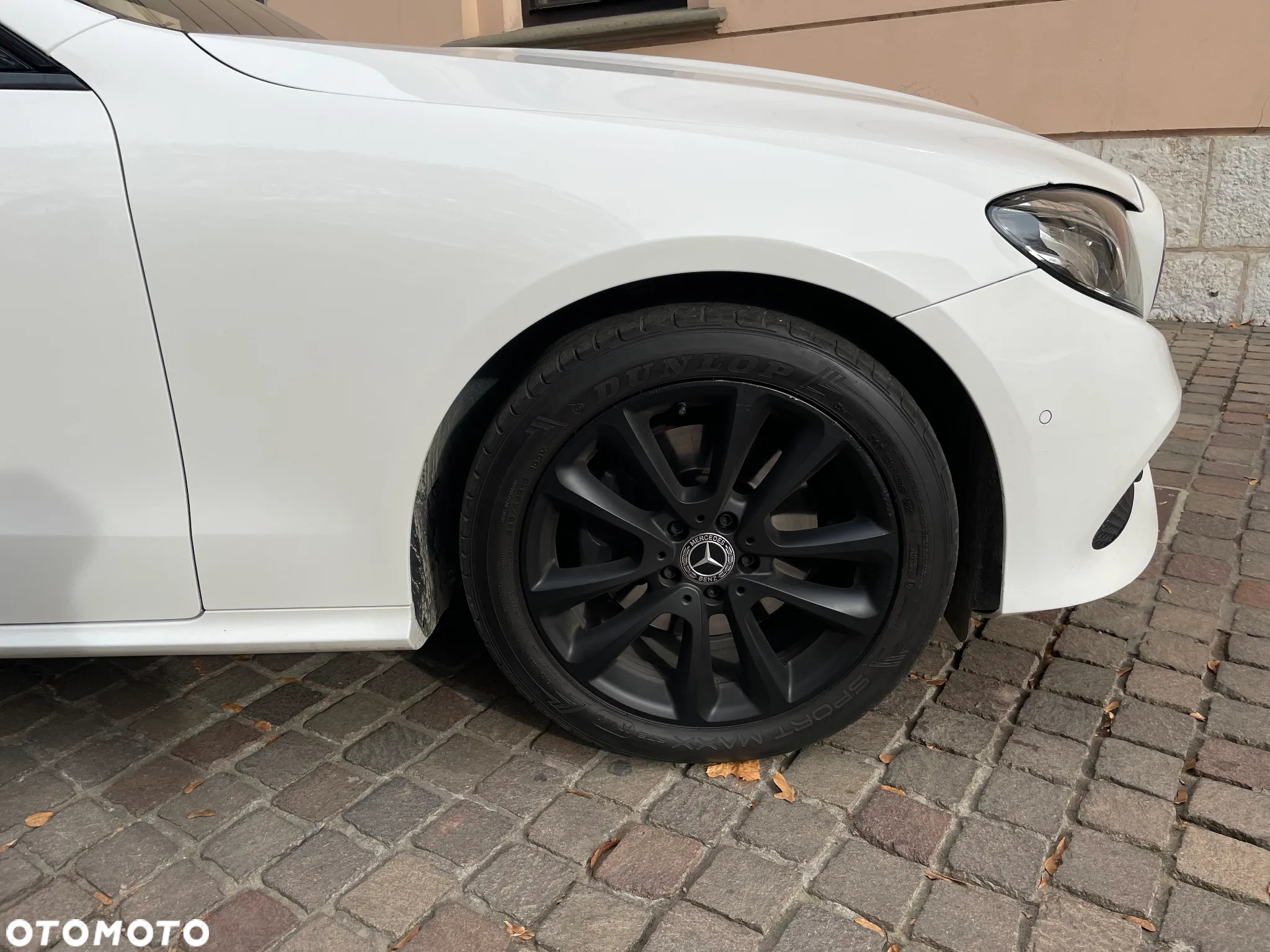 Mercedes-Benz Klasa E 200 9G-TRONIC - 25
