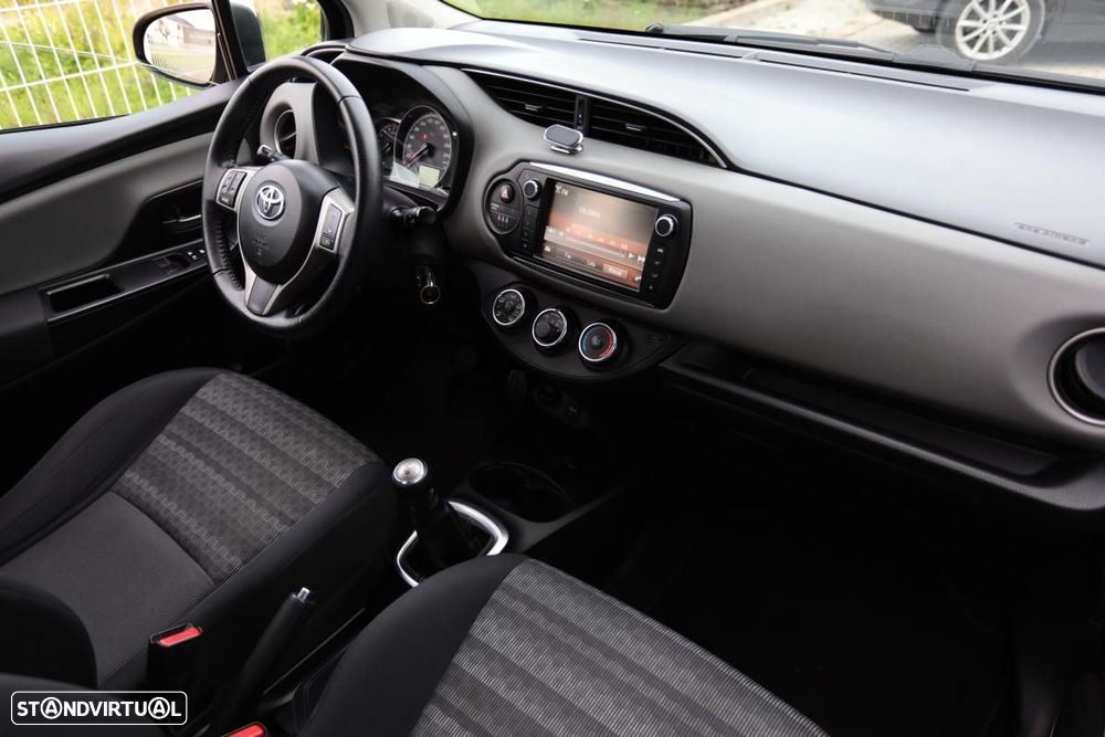 Toyota Yaris 1.0 VVT-i Exclusive - 15