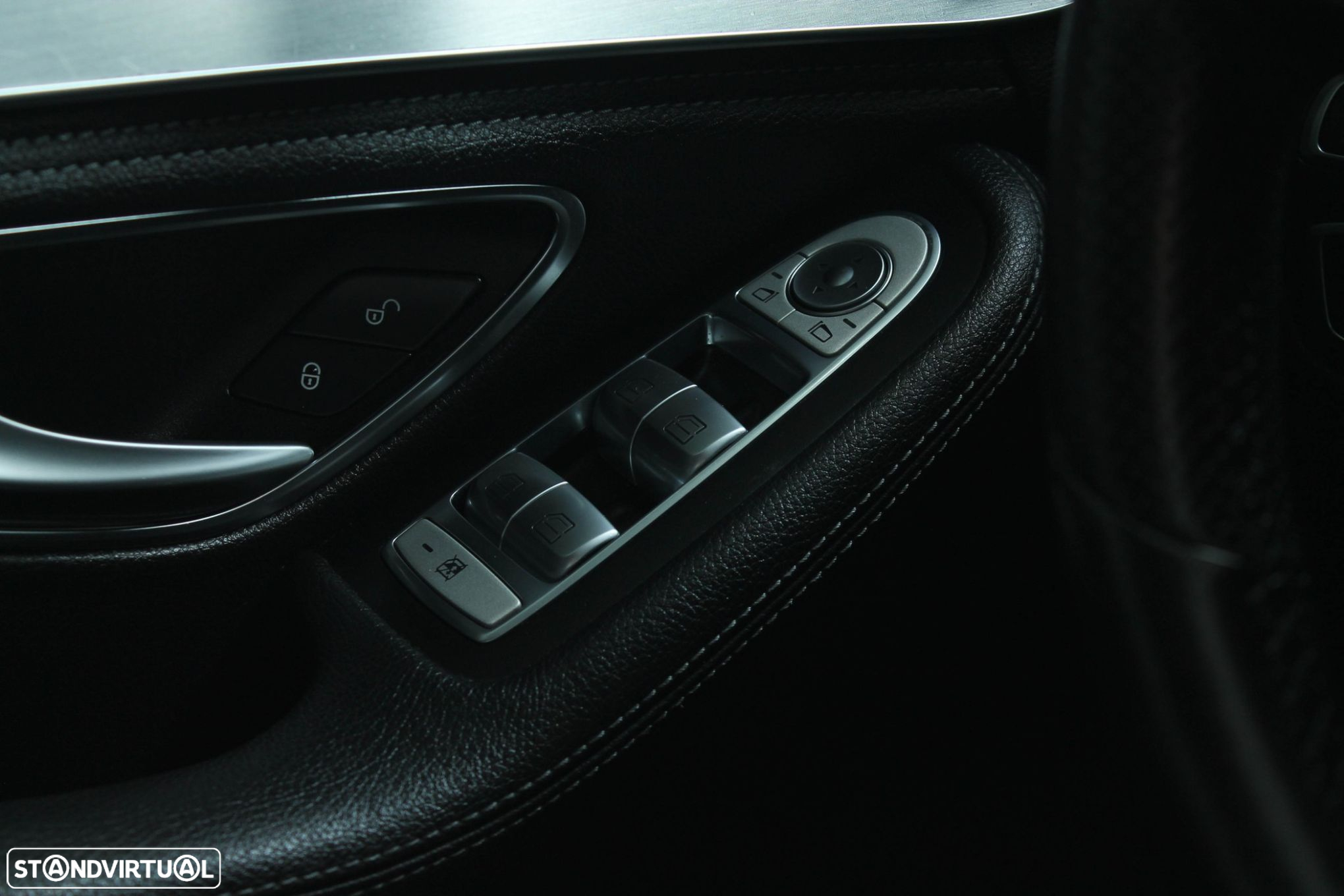 Mercedes-Benz C 200 d Avantgarde - 25