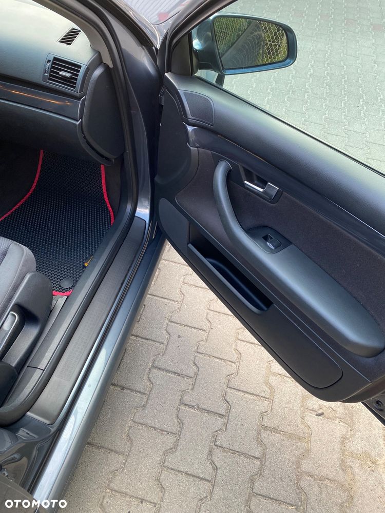 Audi A4 Limousine 1.6 - 13