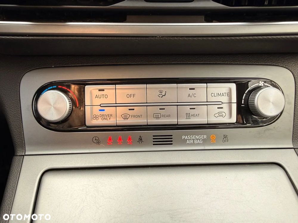 Hyundai Kona Electric 39kWh Executive - 29