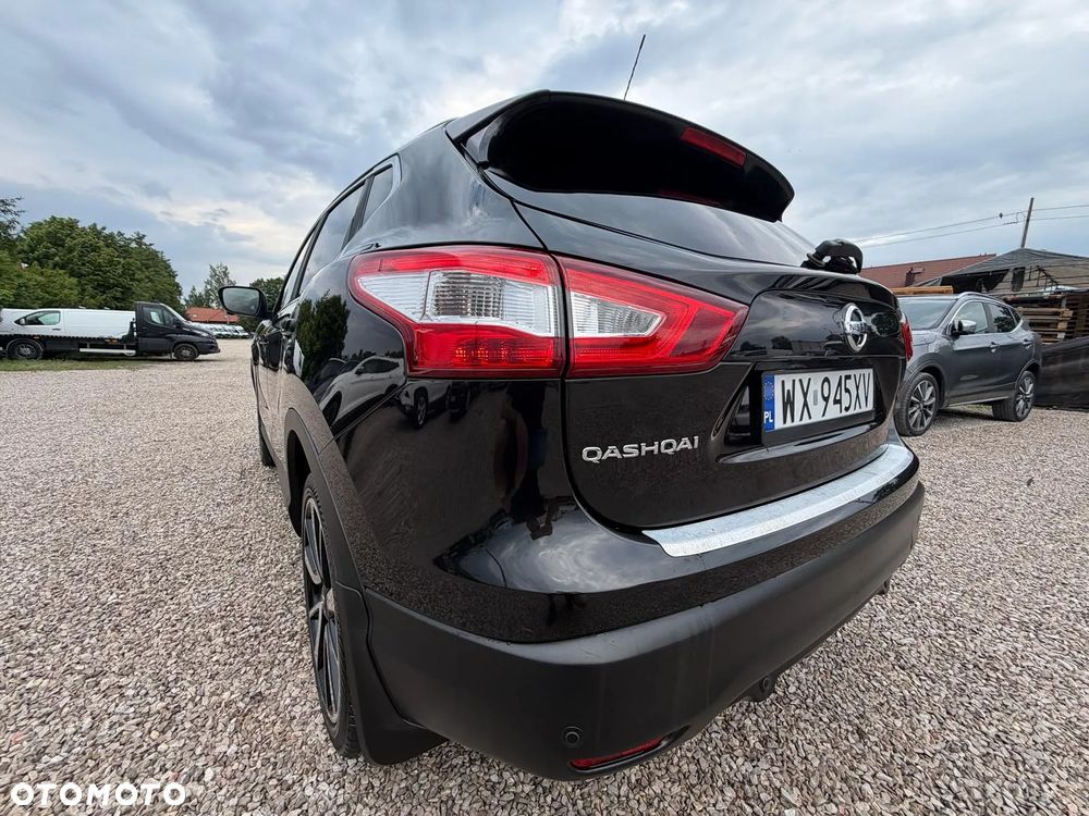 Nissan Qashqai 1.6 dCi Xtronic TEKNA+ - 10