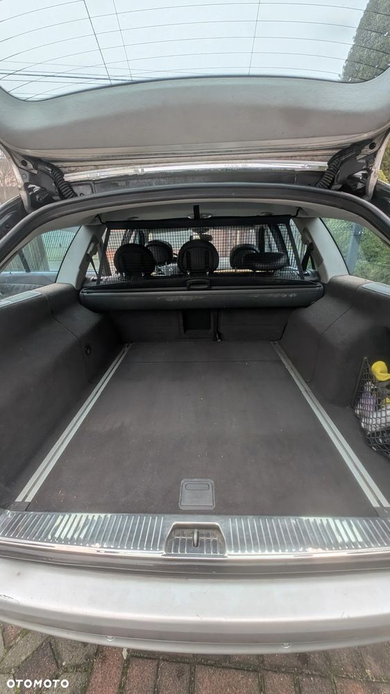 Mercedes-Benz Klasa E 280 CDI 4Matic Automatik Avantgarde DPF - 19