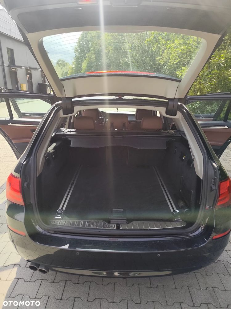 BMW Seria 5 520d BluePerformance - 17