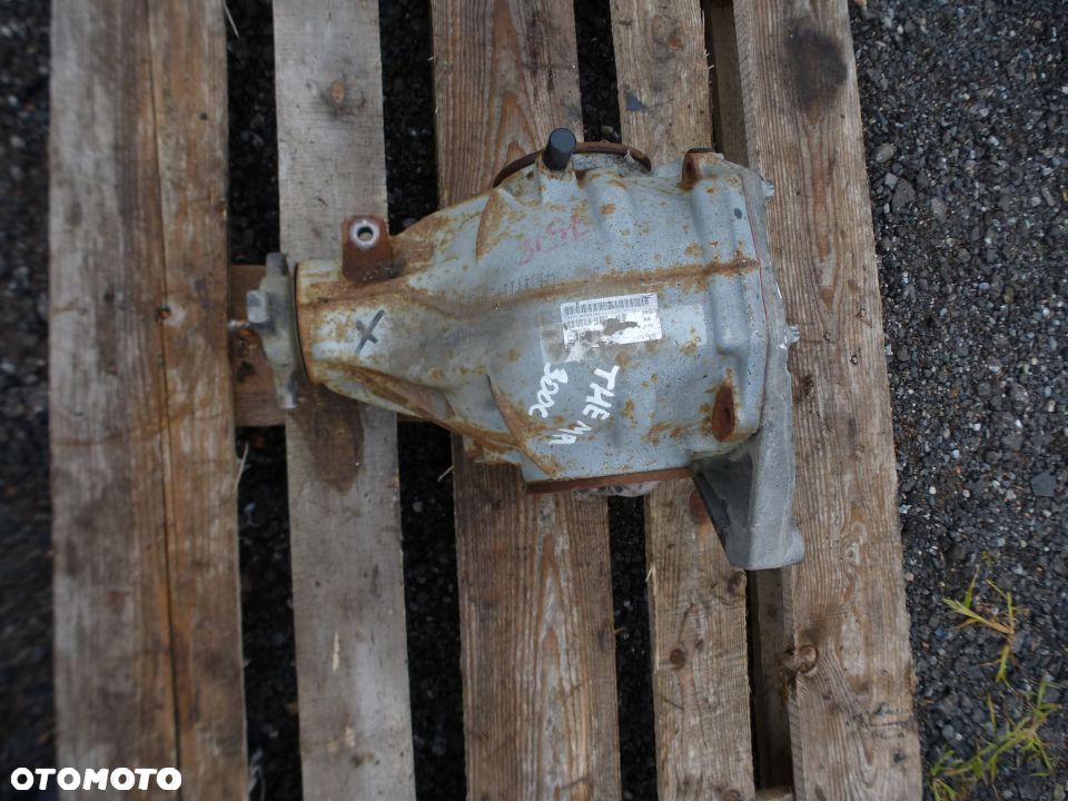 DYFER MOST TYŁ  LANCIA THEMA CHRYSLER 300C gwa!! - 1