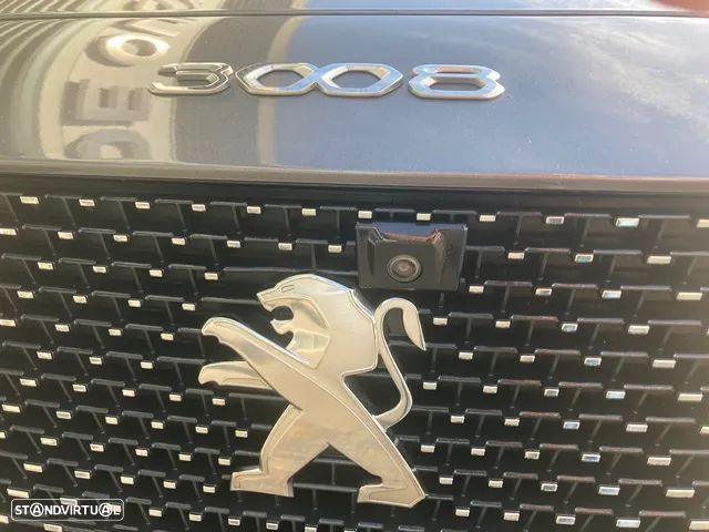 Peugeot 3008 PureTech 130 Stop & Start GPF EAT8 GT — fotografia 16